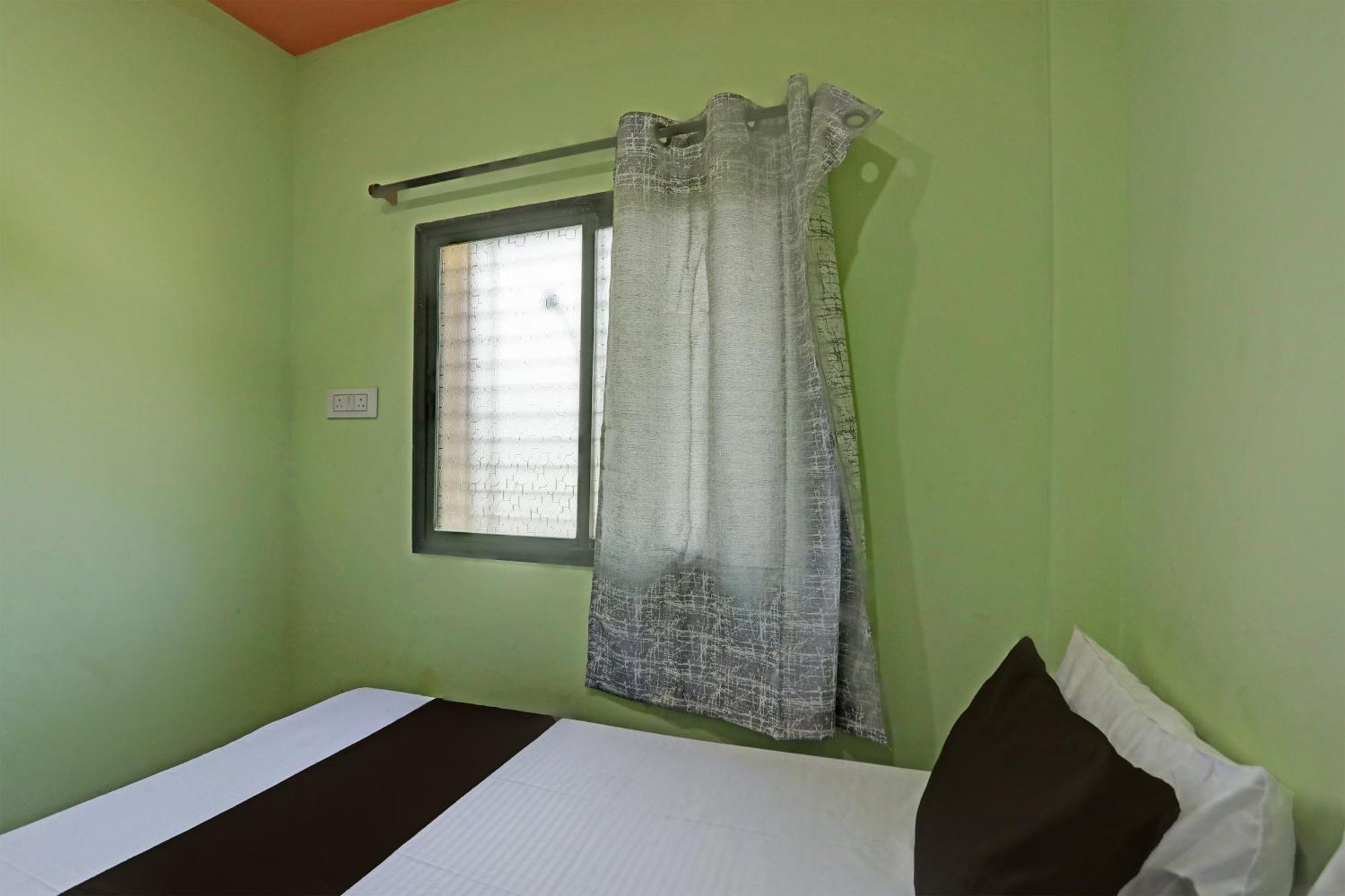 Spot On Hotel Leo Star Chandrapur Exterior photo